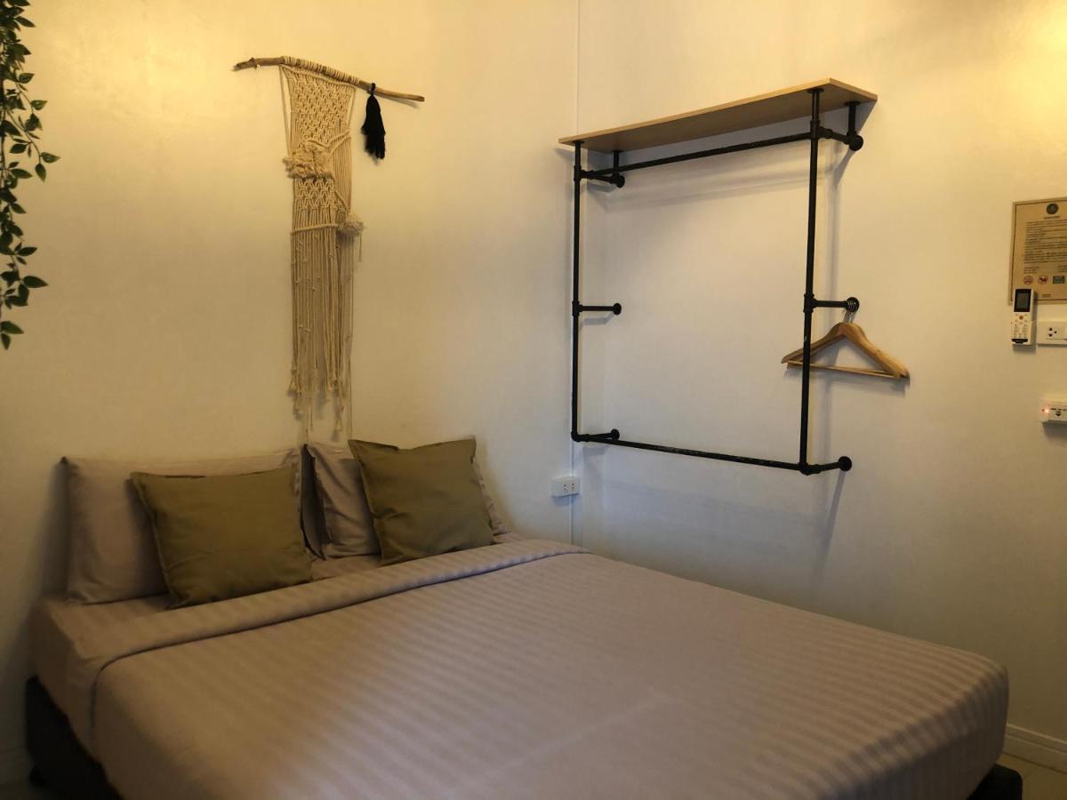 Samed Big Whale Hostel Rayong Kültér fotó