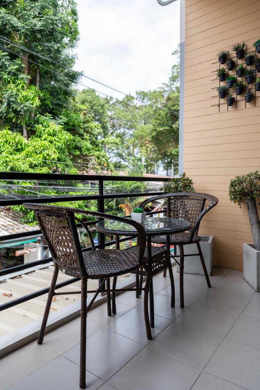 Samed Big Whale Hostel Rayong Kültér fotó